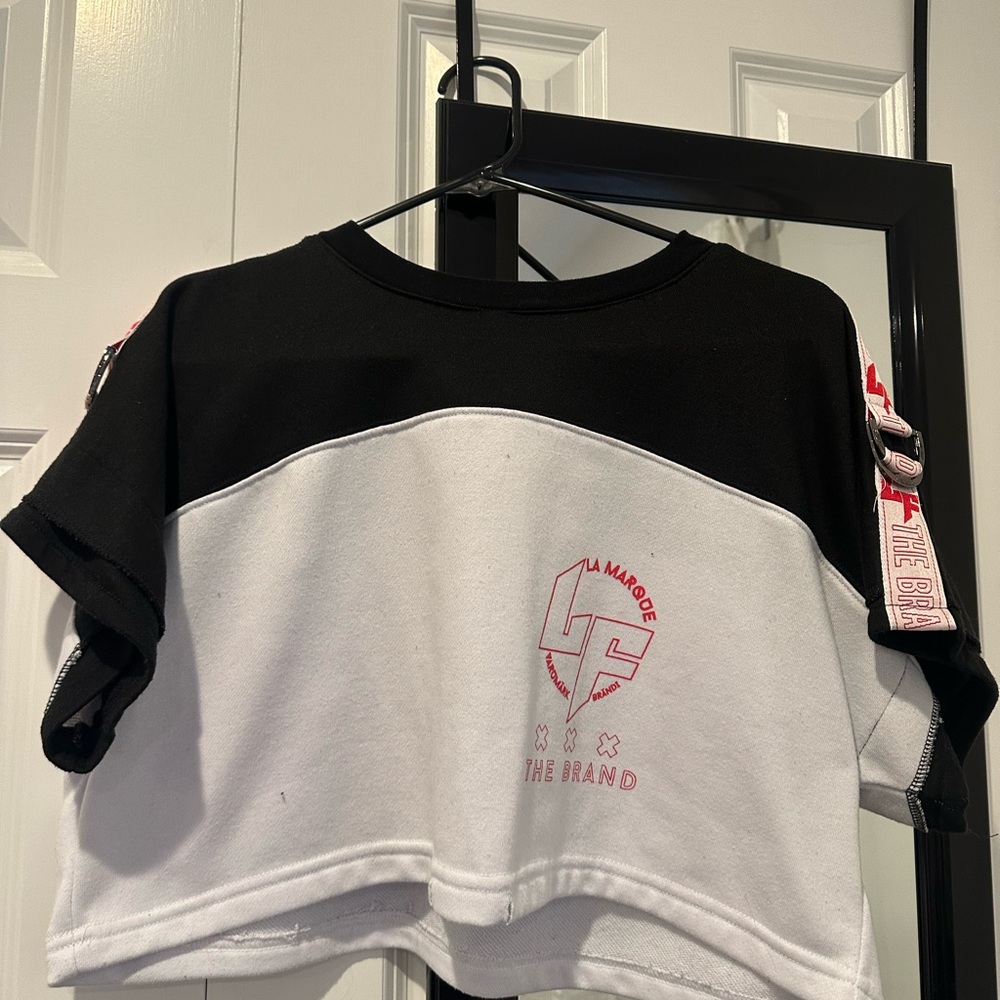 LF Cropped Tee
